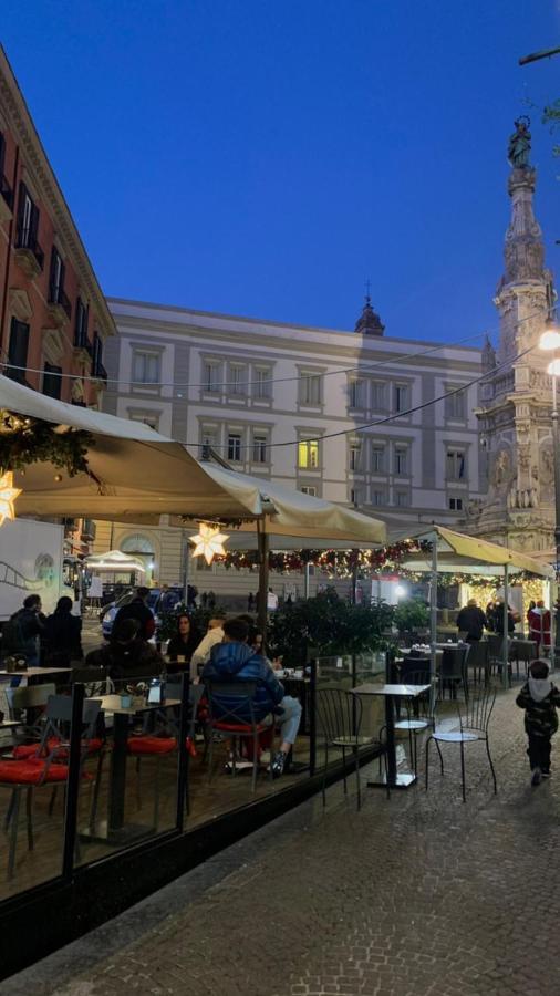 Piazza Del Gesu Apartment Napoli Bagian luar foto